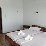 Apartment Poulea *