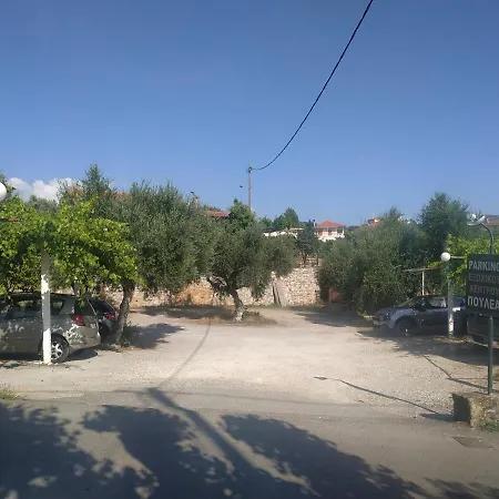 Apartman Poulea